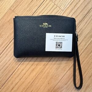 Black Coach Wristlet (New)